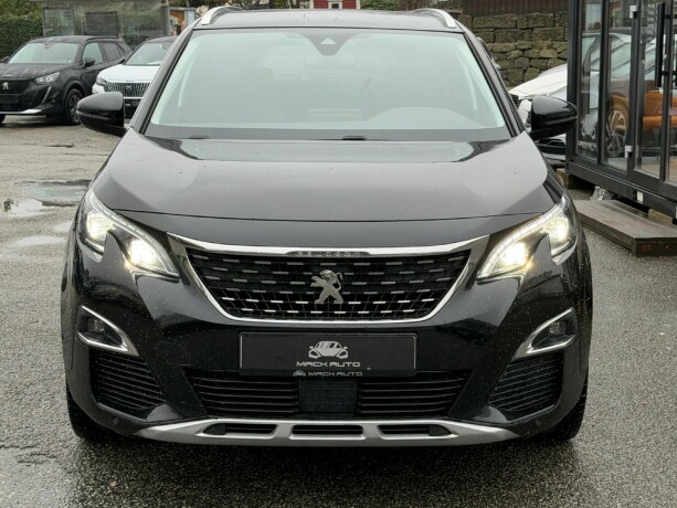 peugeot-5008-diesel-2018-big-1