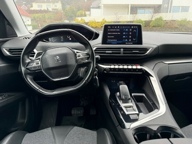 peugeot-5008-diesel-2018-big-7