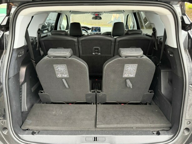 peugeot-5008-diesel-2018-big-14