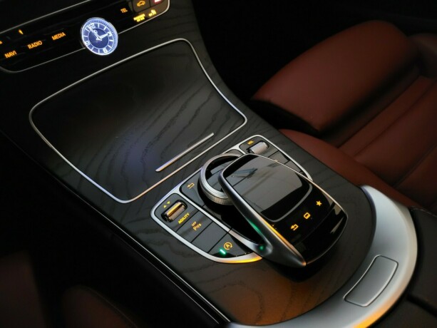 mercedes-benz-c-klasse-bensin-2015-big-27