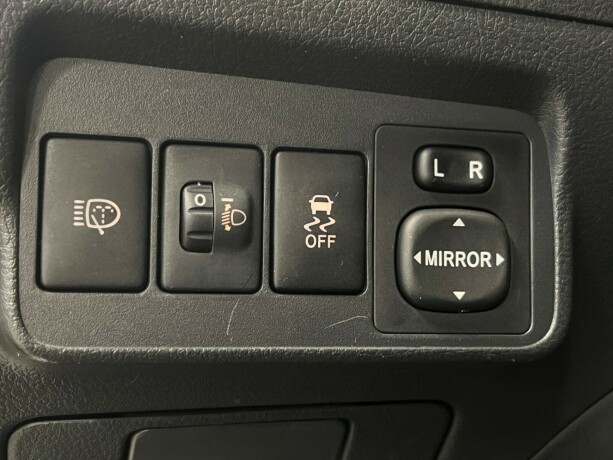 toyota-corolla-bensin-2008-big-30