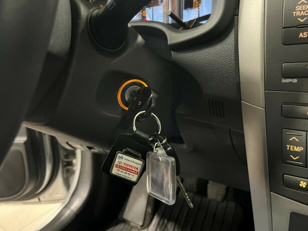 toyota-corolla-bensin-2008-big-34