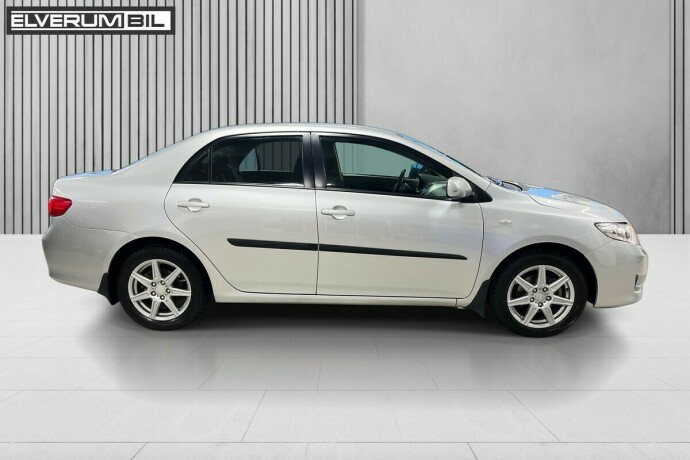 toyota-corolla-bensin-2008-big-7