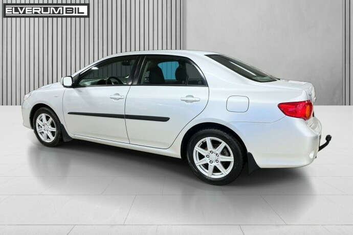 toyota-corolla-bensin-2008-big-14