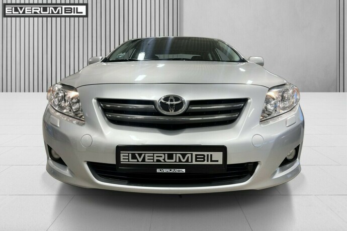 toyota-corolla-bensin-2008-big-3