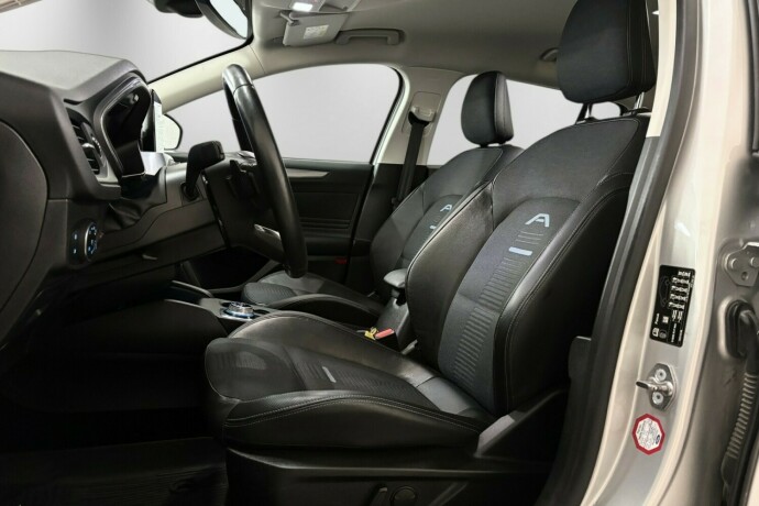 ford-focus-diesel-2019-big-12