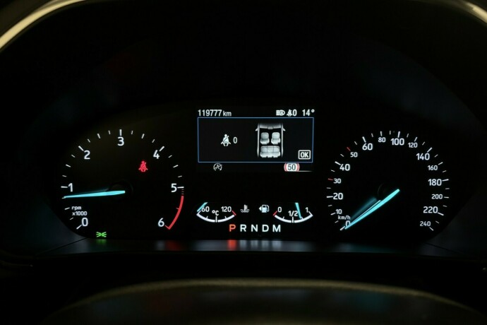 ford-focus-diesel-2019-big-19