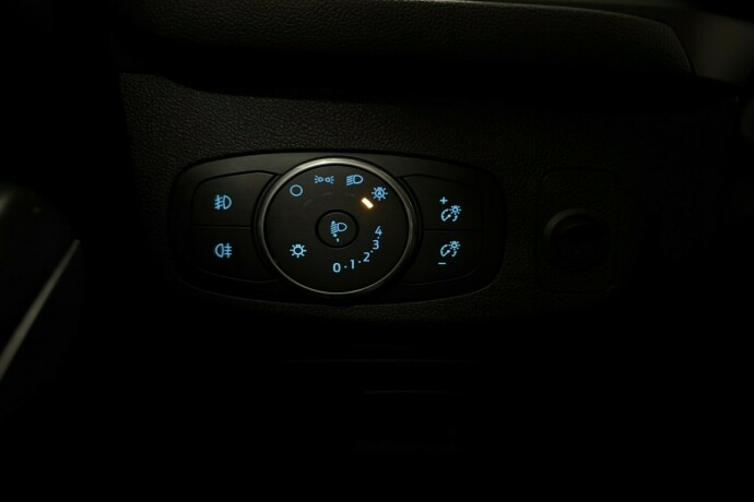 ford-focus-diesel-2019-big-25