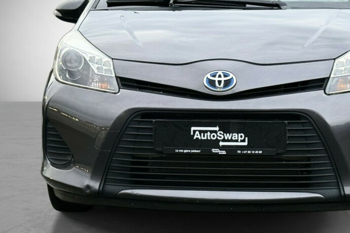 toyota-yaris-bensin-2014-big-3