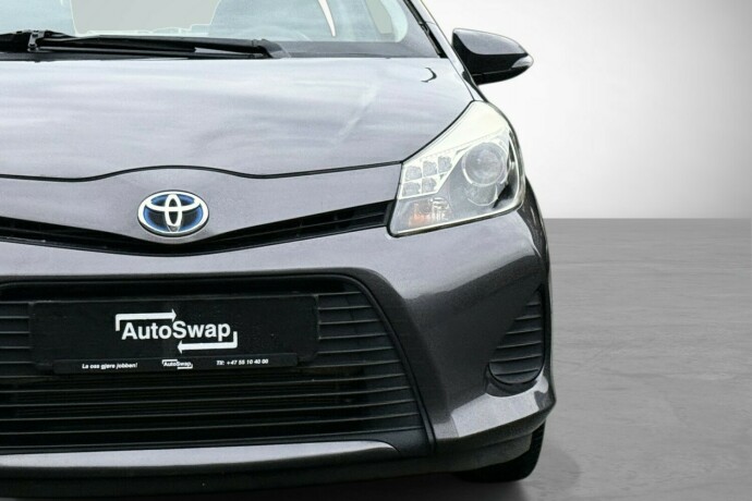 toyota-yaris-bensin-2014-big-4