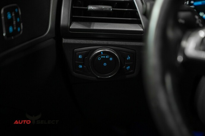 ford-mondeo-diesel-2015-big-25