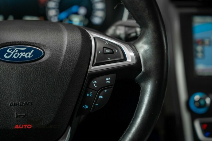 ford-mondeo-diesel-2015-big-28