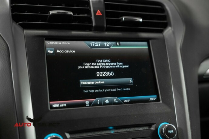 ford-mondeo-diesel-2015-big-36