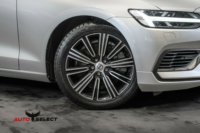 volvo-v60-elektrisitetbensin-2021-big-2