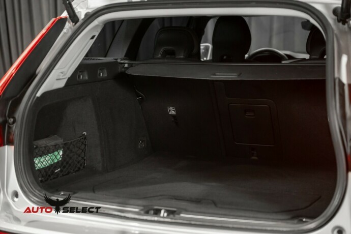 volvo-v60-elektrisitetbensin-2021-big-12