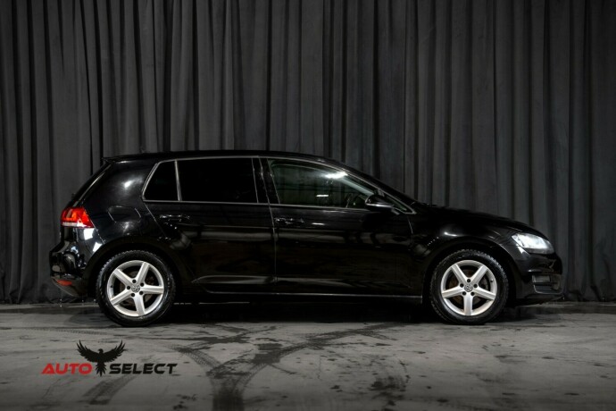 volkswagen-golf-diesel-2014-big-11