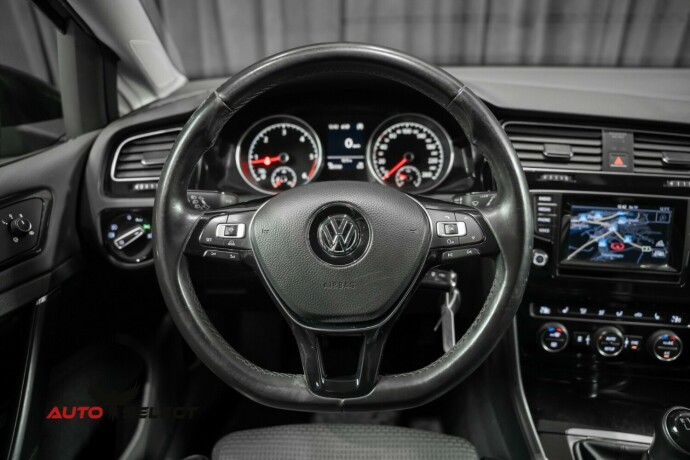 volkswagen-golf-diesel-2014-big-25