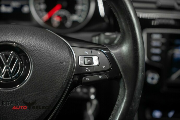 volkswagen-golf-diesel-2014-big-29