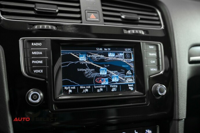 volkswagen-golf-diesel-2014-big-38