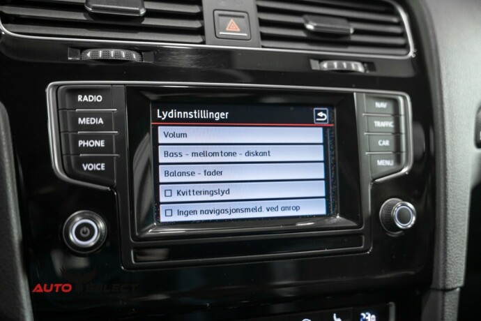 volkswagen-golf-diesel-2014-big-35