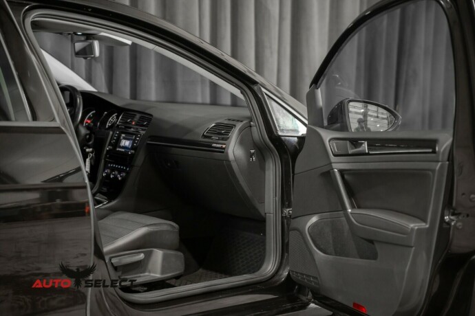 volkswagen-golf-diesel-2014-big-17