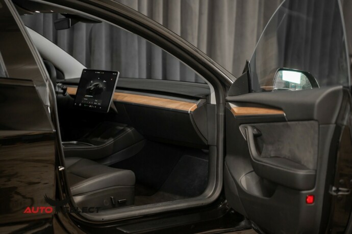 tesla-model-3-elektrisitet-2023-big-17