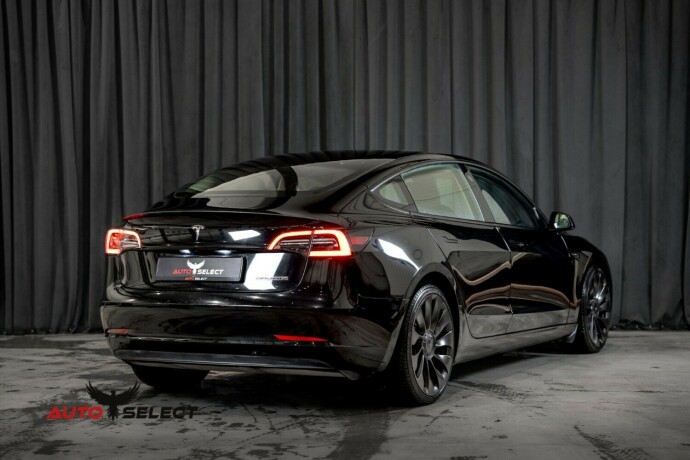 tesla-model-3-elektrisitet-2023-big-13