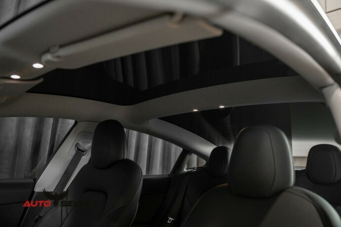 tesla-model-3-elektrisitet-2023-big-28