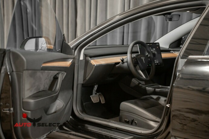 tesla-model-3-elektrisitet-2023-big-23