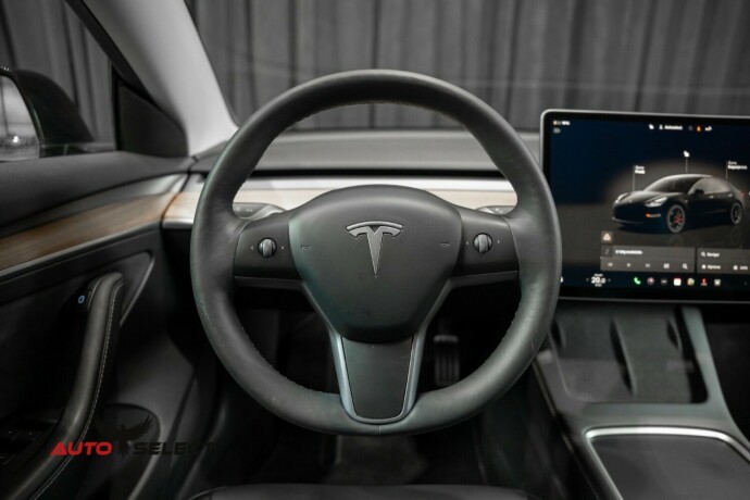 tesla-model-3-elektrisitet-2023-big-30