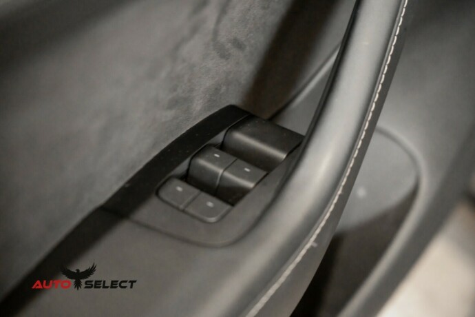 tesla-model-3-elektrisitet-2023-big-24