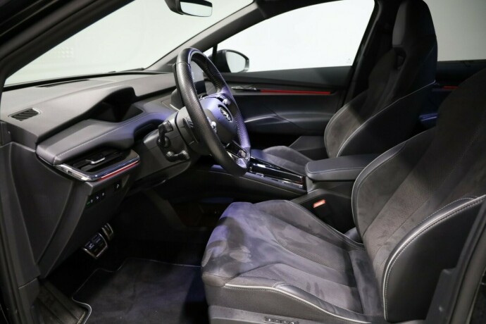 skoda-enyaq-elektrisitet-2023-big-11