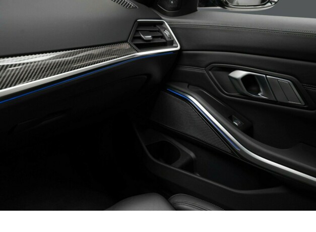 bmw-m3-bensin-2021-big-39