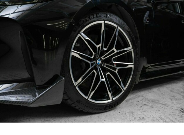 bmw-m3-bensin-2021-big-5