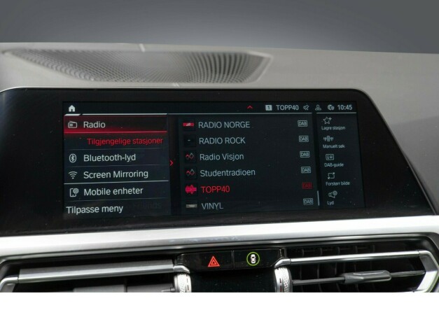 bmw-m3-bensin-2021-big-27