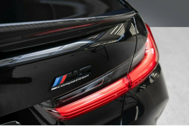 bmw-m3-bensin-2021-big-15