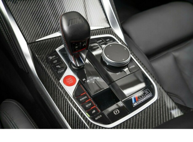 bmw-m3-bensin-2021-big-25