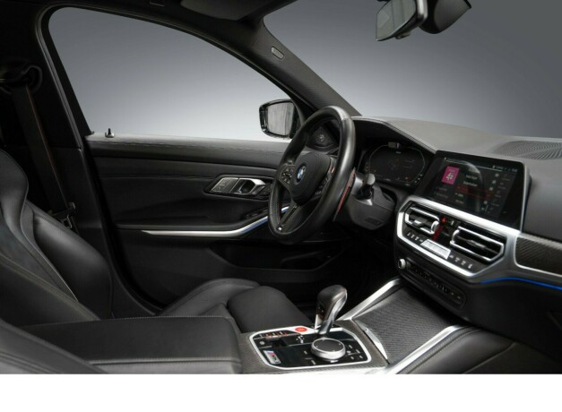 bmw-m3-bensin-2021-big-35