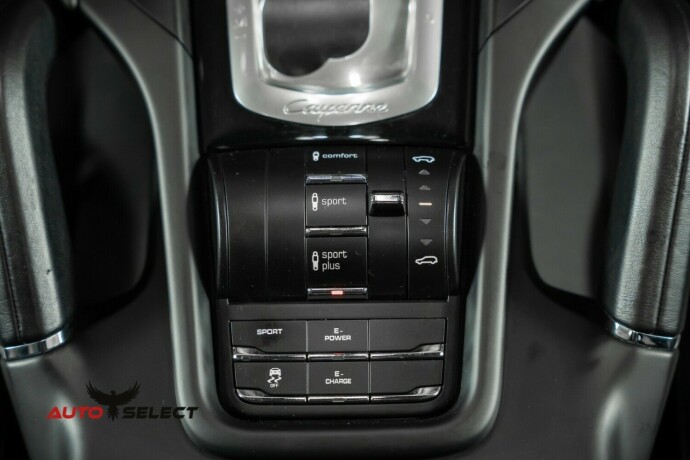 porsche-cayenne-elektrisitetbensin-2016-big-57