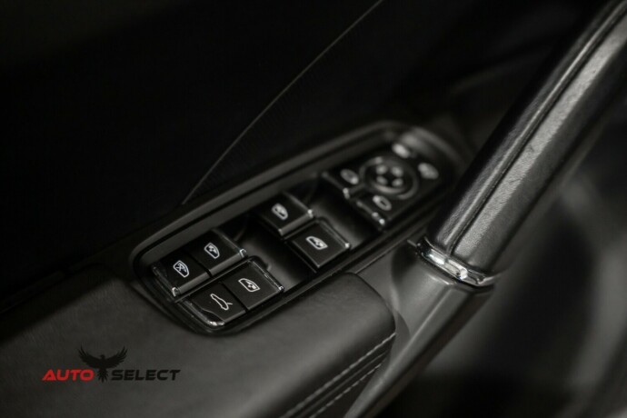 porsche-cayenne-elektrisitetbensin-2016-big-37