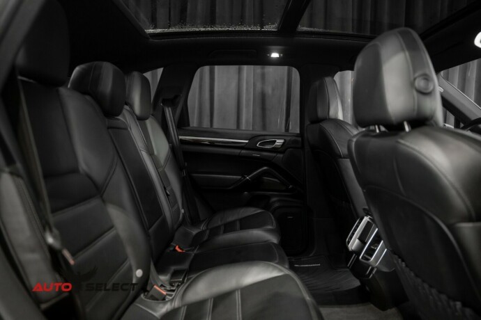 porsche-cayenne-elektrisitetbensin-2016-big-22