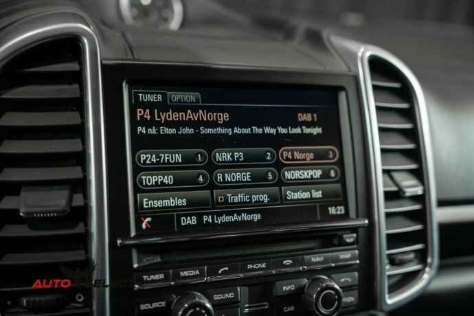 porsche-cayenne-elektrisitetbensin-2016-big-59