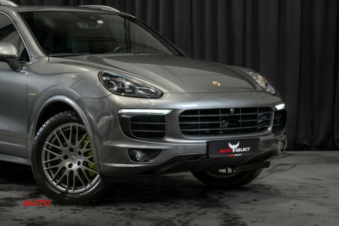 porsche-cayenne-elektrisitetbensin-2016-big-2