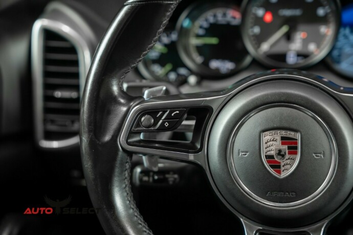 porsche-cayenne-elektrisitetbensin-2016-big-47