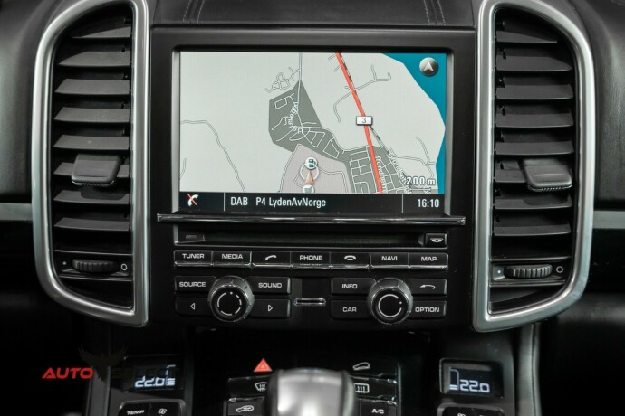 porsche-cayenne-elektrisitetbensin-2016-big-53