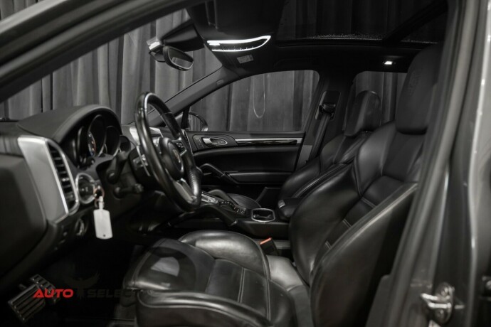 porsche-cayenne-elektrisitetbensin-2016-big-38