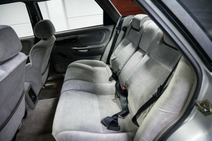 ford-scorpio-bensin-1987-big-6