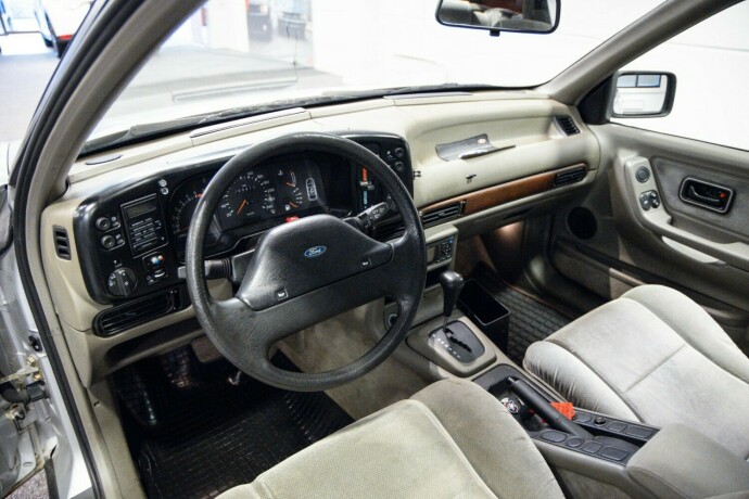 ford-scorpio-bensin-1987-big-5