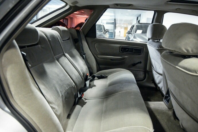 ford-scorpio-bensin-1987-big-8