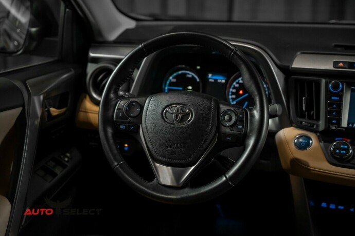 toyota-rav4-elektrisitetbensin-2018-big-25